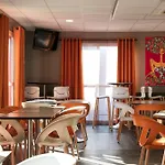 Estaing Hotel