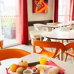 Estaing Hotel