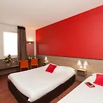 Estaing Hotel