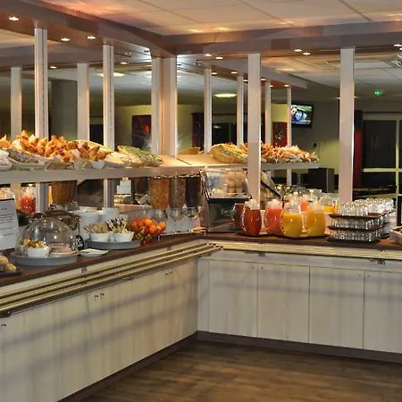 Szálloda Estaing 3*